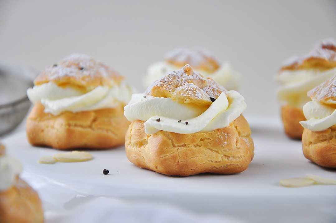 Petit choux-semla